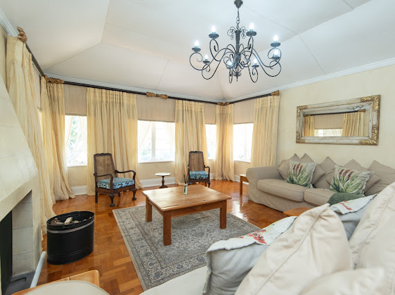 5 Bedroom Property for Sale in Walmer Eastern Cape